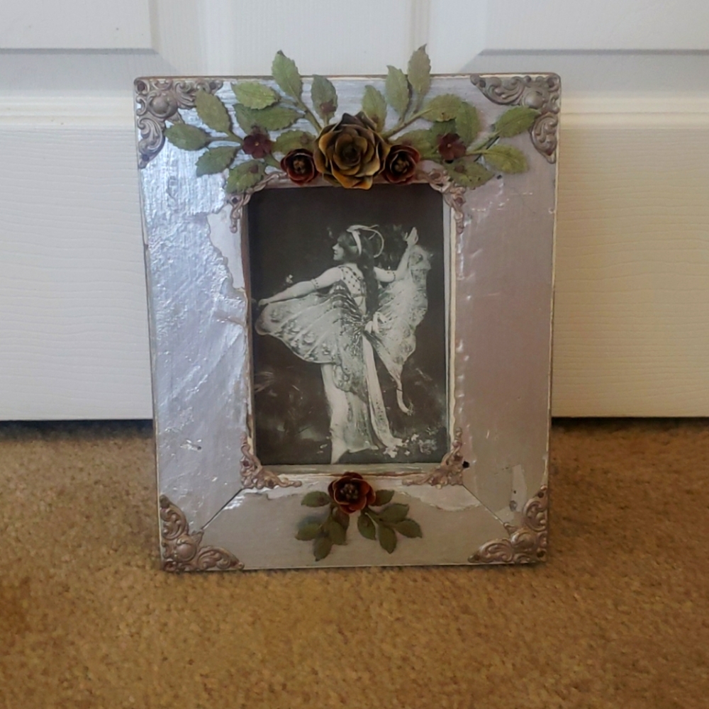 Silver Vintage Frame